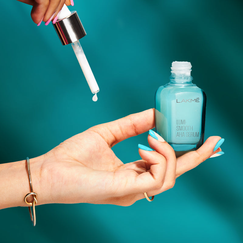 Lakme 8% AHA-BHA-PHA+ Complex Lumi Smooth Serum for Luminous Skin & Improved, Smooth Skin Texture , 30ML