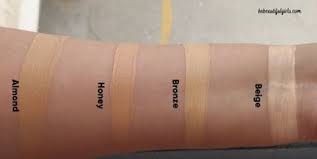 LAKMÉ 9 TO 5 CC COMPLEXION CARE CREAM- Almond