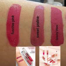 LAKMÉ 9 TO 5 MATTE TO GLASS LIQUID LIP : Vintage Red