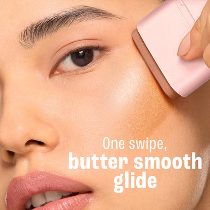 Lakme 9to5 Hya Beach Edit SPF Highlighter Golden Getaway, Creamy Texture